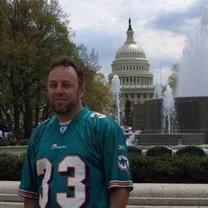 Meet your Posher, Isam